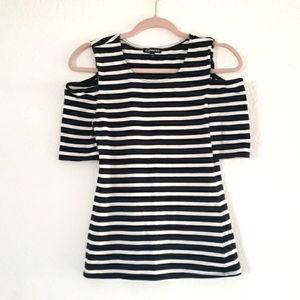 Express Black White Top Striped Chic Cold Shoulder Tee Shirt Top